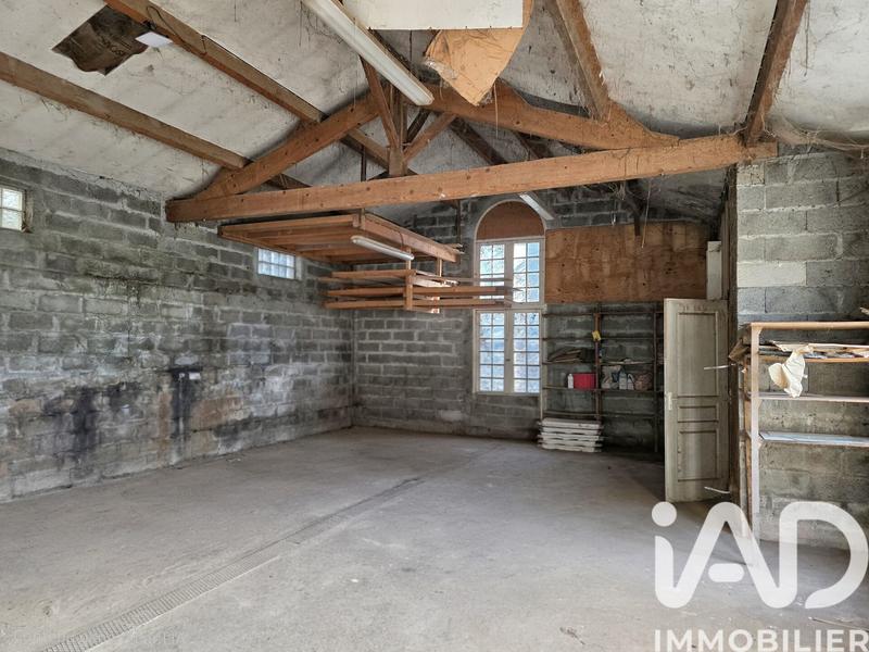 Maison - 190 m² - 2 pièces