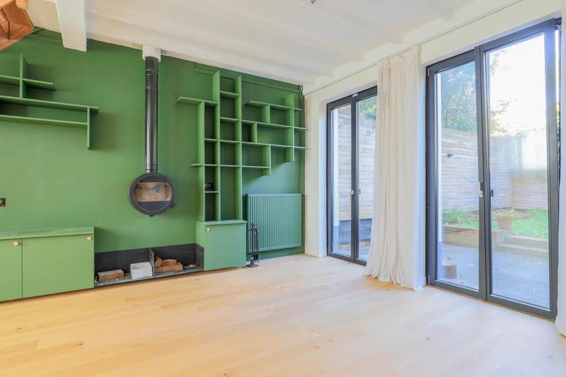 Maison - 105 m² - 6 pièces