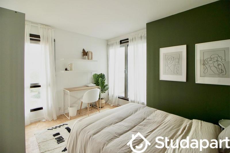 Chambre - 13 m² - 1 pièce