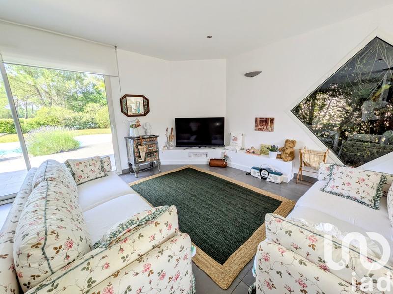 Maison - 162 m² - 5 pièces