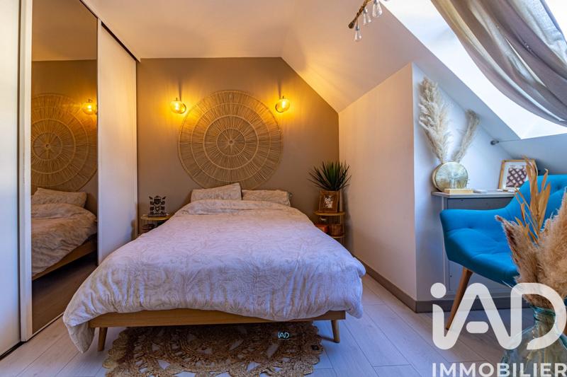 Maison - 137 m² - 6 pièces