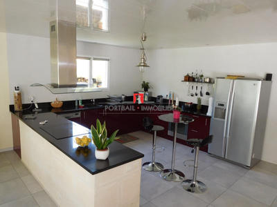 Maison - 150 m² - 4 pièces