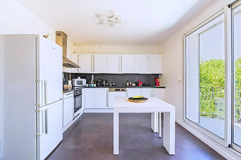 Villa - 220 m² - 10 pièces