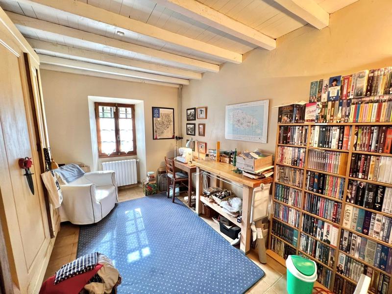 Maison - 335 m² - 8 pièces