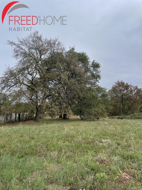 Terrain constructible - 940 m²