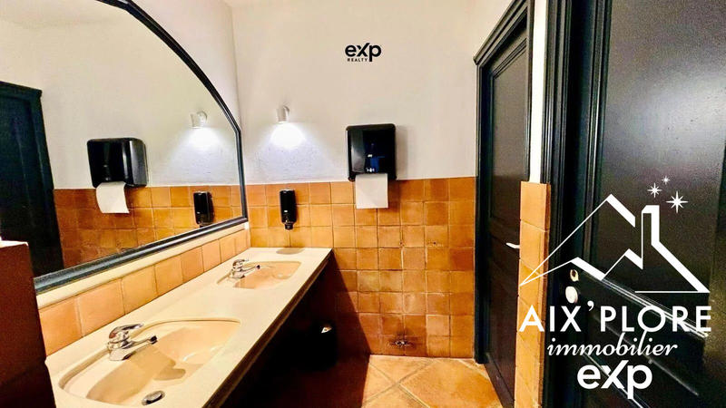 Fonds de commerce - Magasins - 1 118 m²