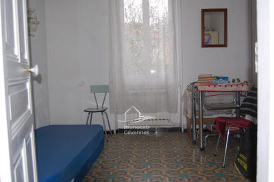 Maison - 260 m² - 7 pièces