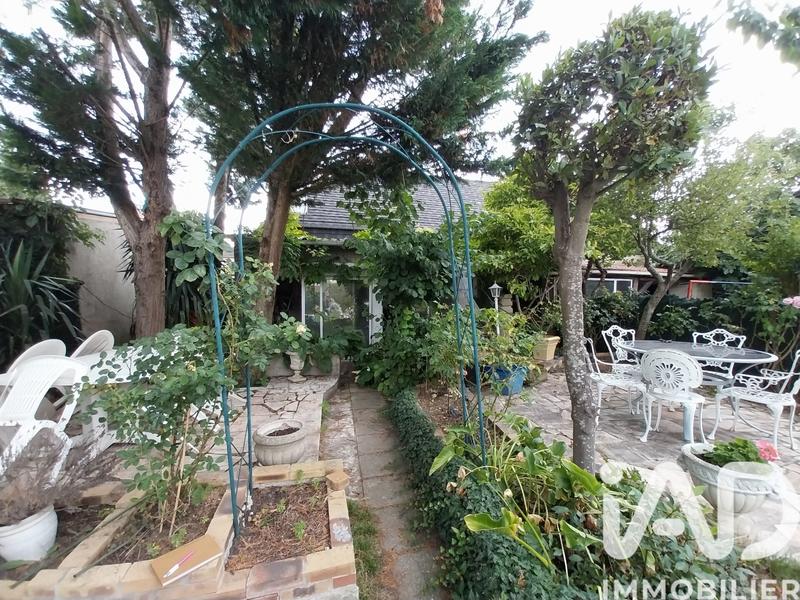 Maison - 100 m² - 6 pièces