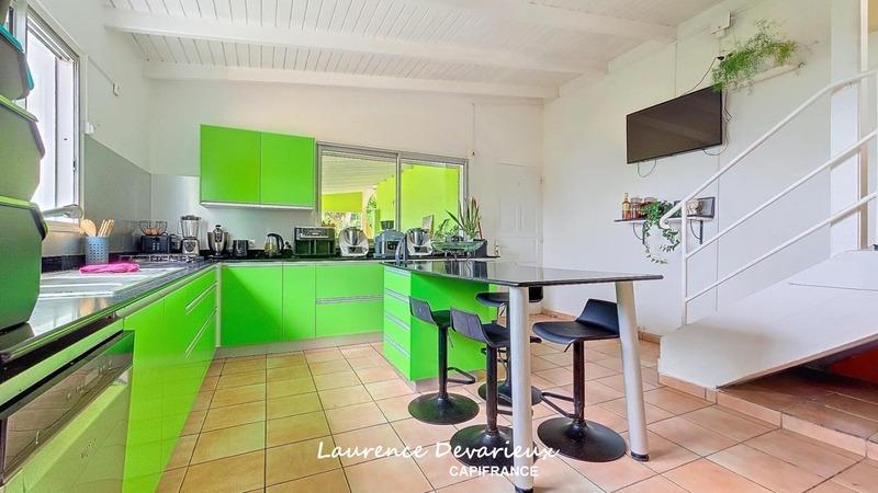 Maison - 200 m² - 5 pièces