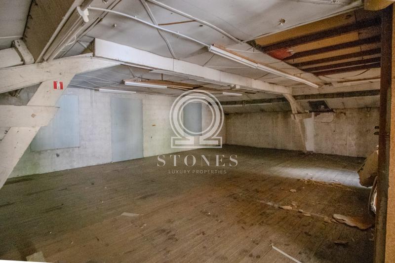 Appartement - 150 m² - 4 pièces