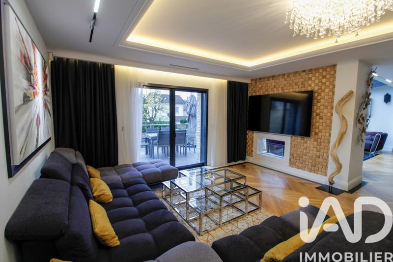 Maison de maîtres - 403 m² - 9 pièces