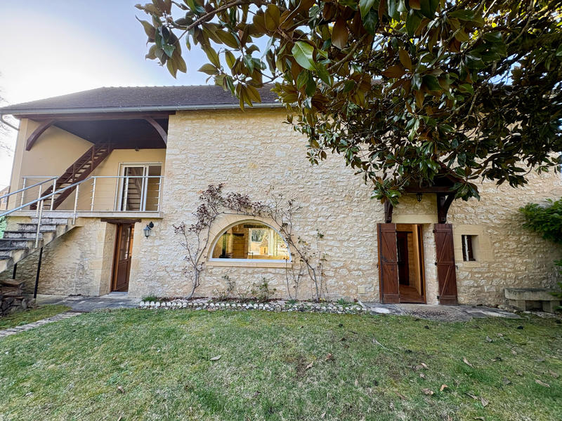 Maison - 94 m² - 4 pièces