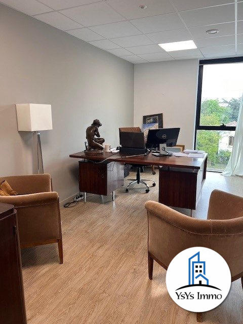 Bureau - 89 m²