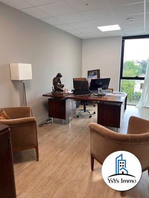 Bureau - 89 m²