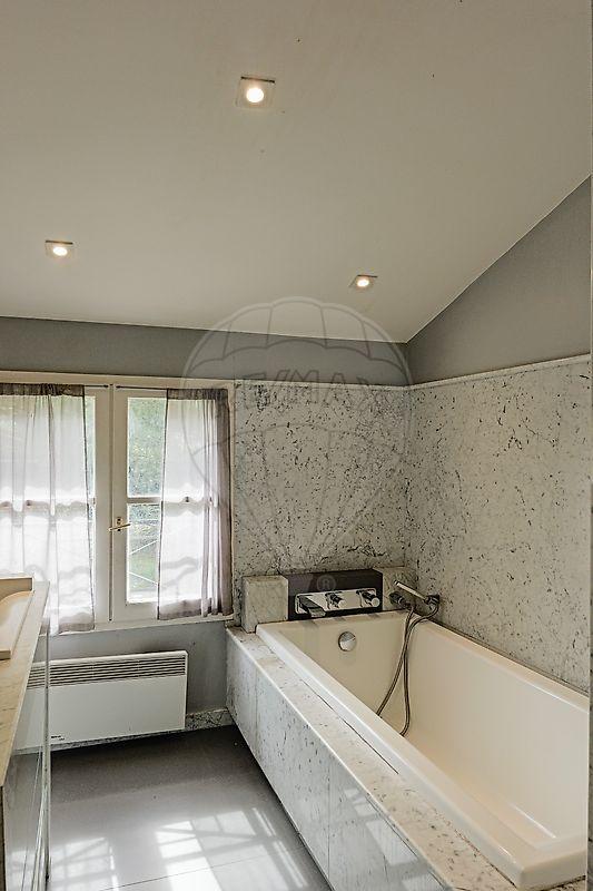 Maison - 197 m² - 6 pièces