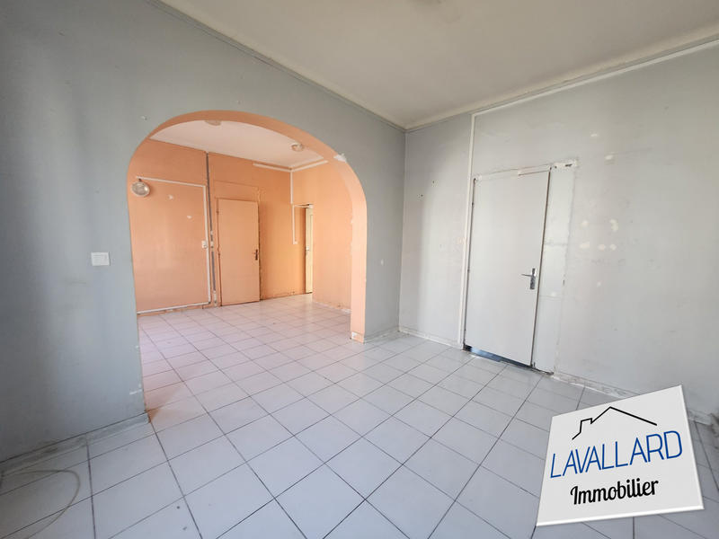 Maison - 70 m² - 6 pièces