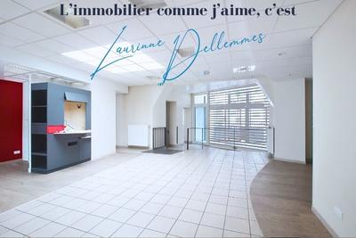Local commercial - 215 m² - 1 pièce