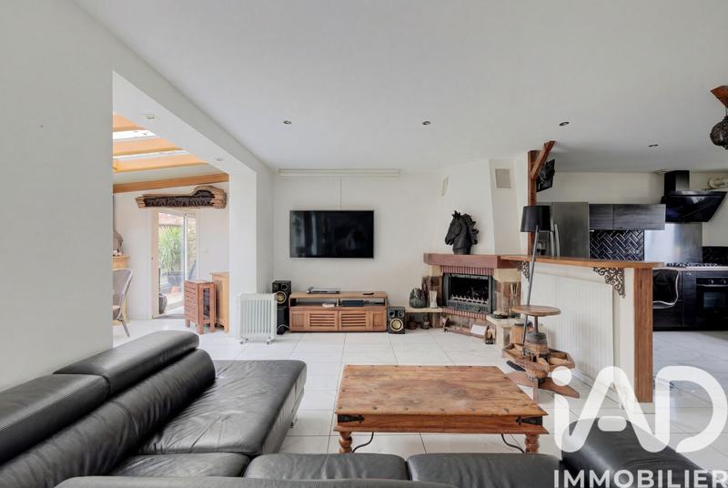 Maison - 121 m² - 5 pièces