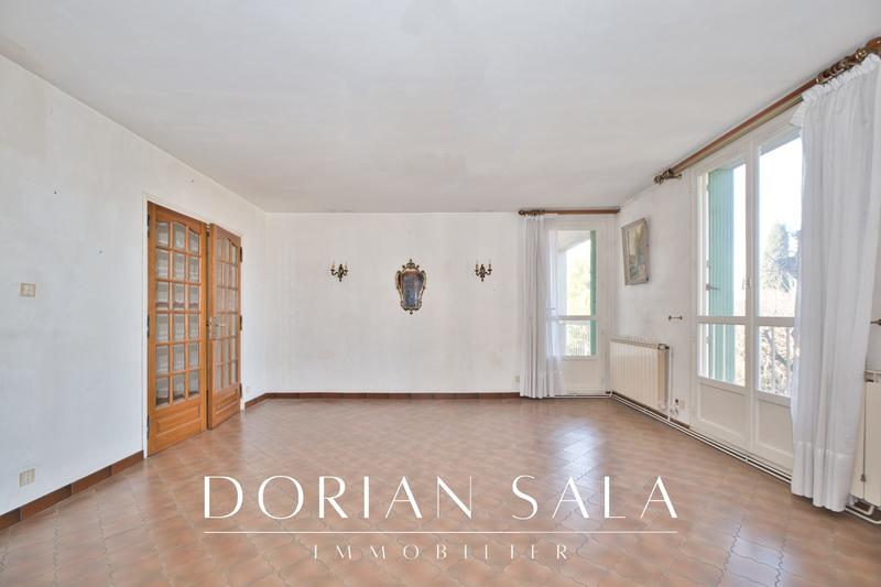 Appartement - 96 m² - 5 pièces