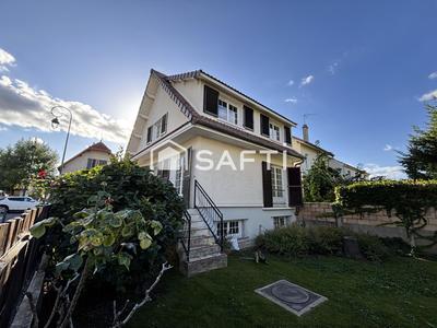 Maison - 124 m² - 7 pièces