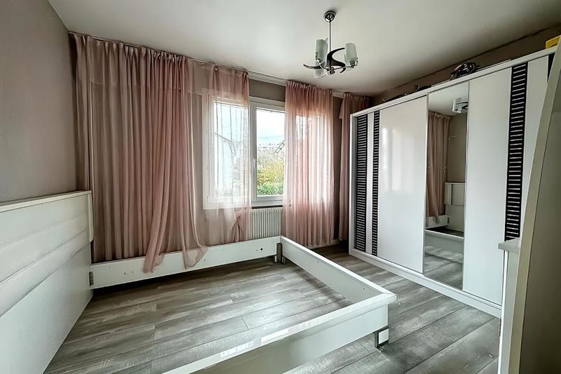 Maison - 165 m² - 8 pièces