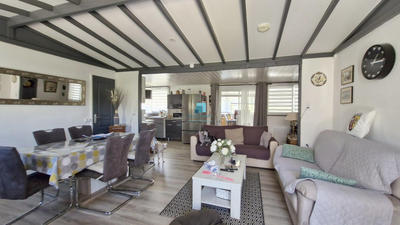 Châlet - 64 m² - 3 pièces