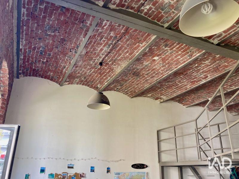 Loft - 70 m² - 2 pièces