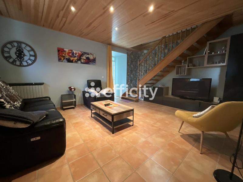 Maison - 188 m² - 8 pièces