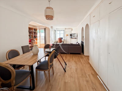 Appartement - 81 m² - 3 pièces