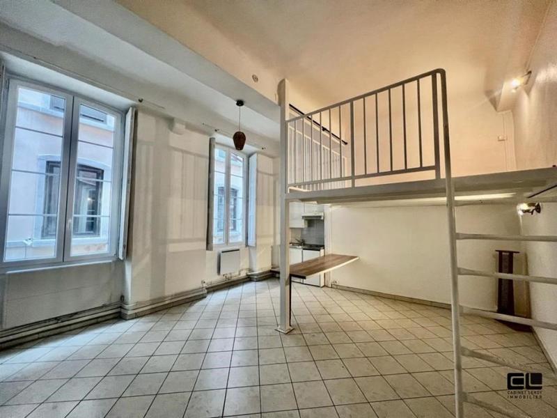 Appartement - 121 m² - 4 pièces