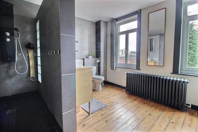 Maison bourgeoise - 225 m² - 8 pièces