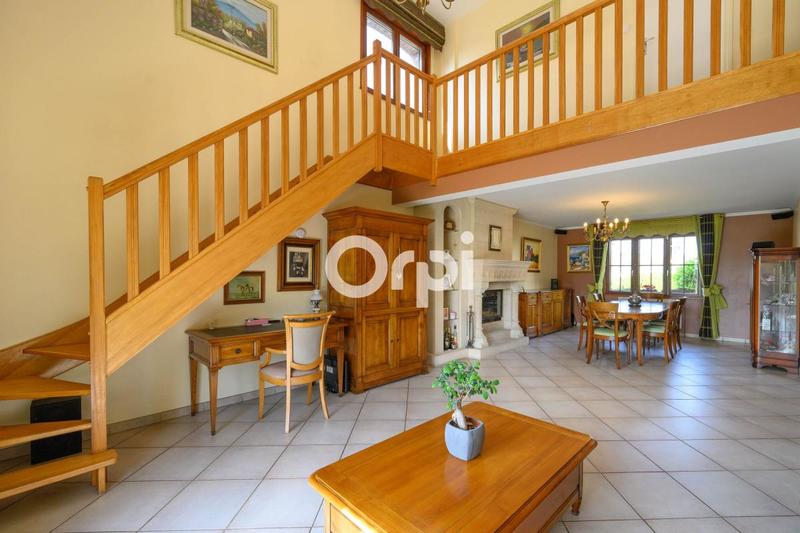 Maison - 151 m² - 6 pièces