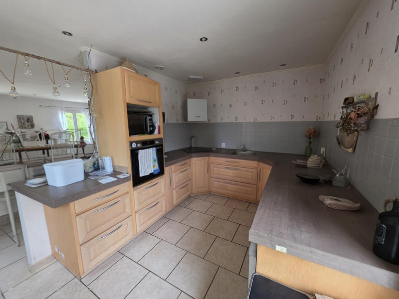 Maison - 159 m² - 7 pièces