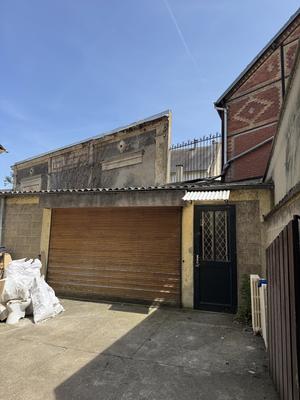 Magasins - 45 m² - 3 pièces