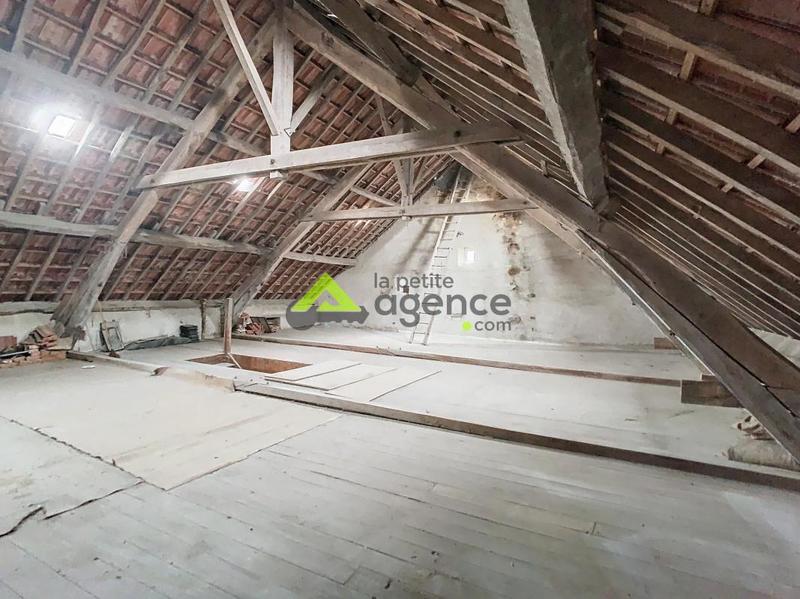 Maison de village - 216 m² - 9 pièces