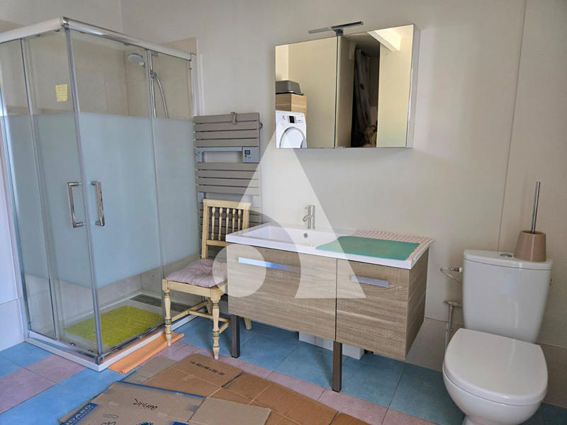 Immeuble - 163 m² - 6 pièces