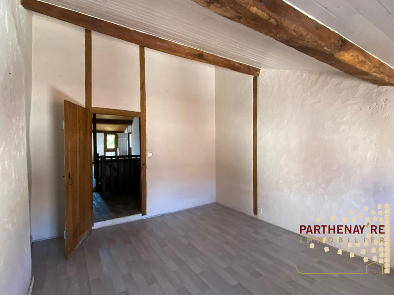 Maison ancienne - 236 m² - 6 pièces