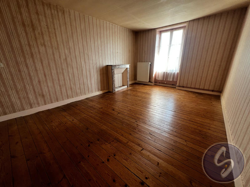 Maison - 111 m² - 5 pièces