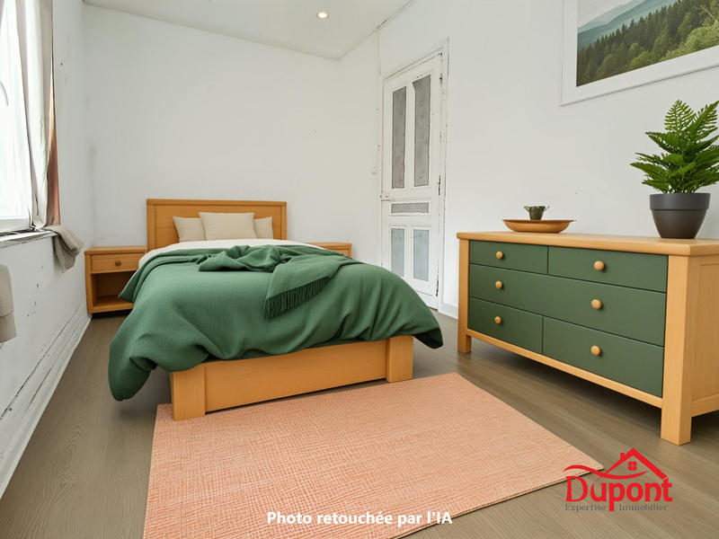 Maison - 99 m² - 4 pièces