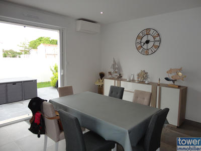 Maison - 102 m² - 4 pièces