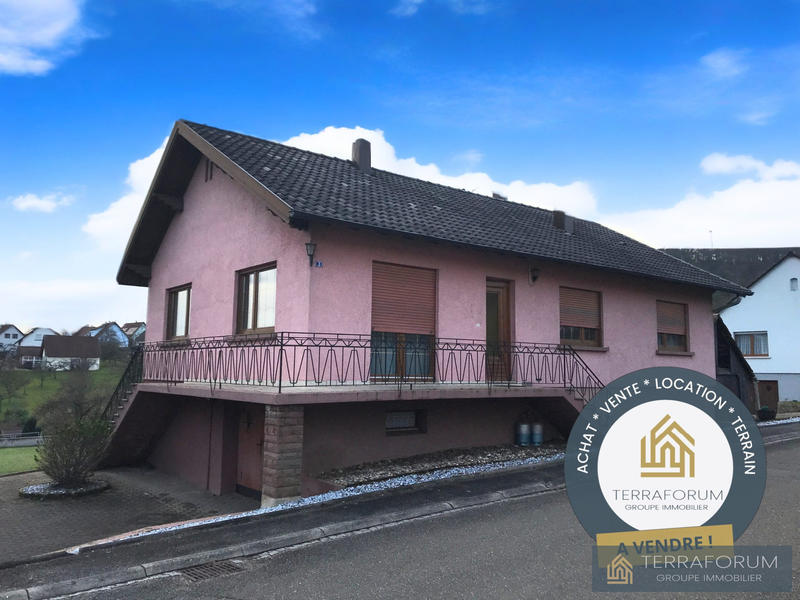 Maison - 93 m² - 4 pièces