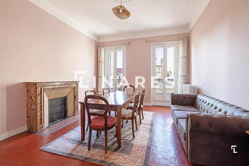 Appartement - 107 m² - 4 pièces