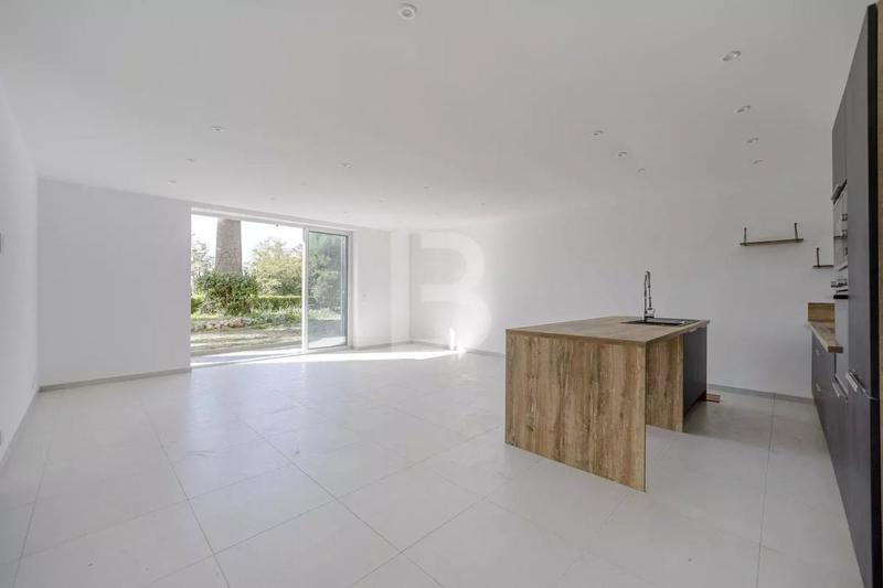 Appartement - 122 m² - 3 pièces