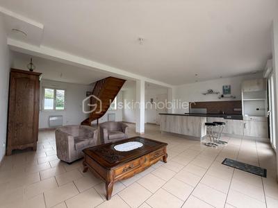 Maison - 103 m² - 4 pièces