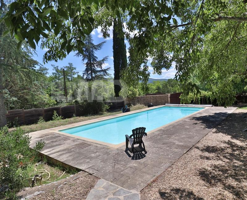 Maison ancienne - 236 m² - 7 pièces