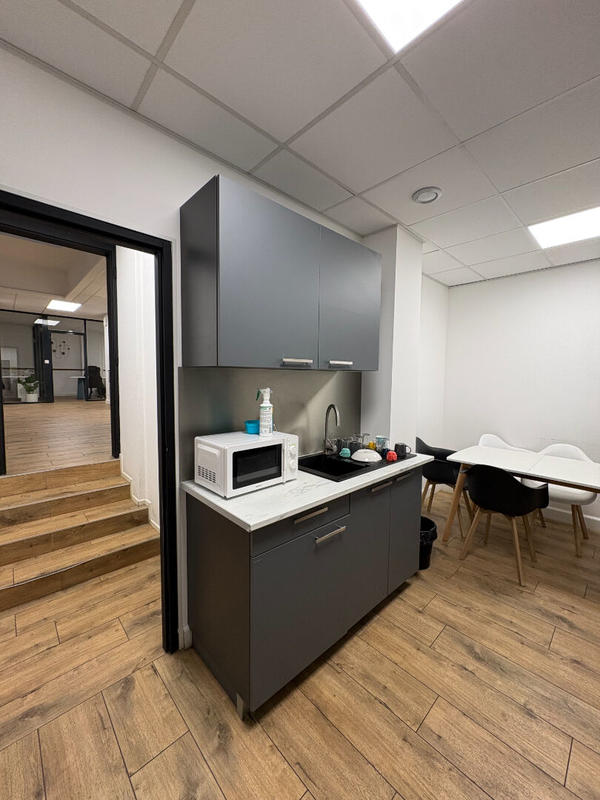 Local commercial - 330 m²