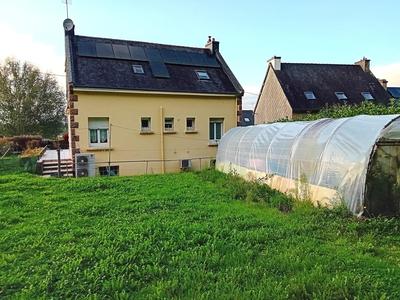 Maison - 113 m² - 7 pièces