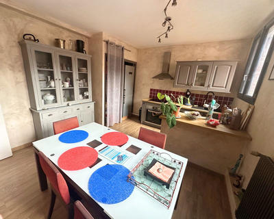 Appartement - 98 m² - 2 pièces