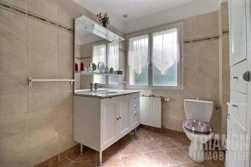 Maison - 127 m² - 6 pièces