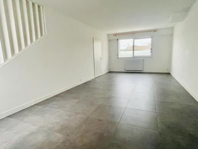 Maison - 91 m² - 4 pièces